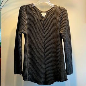 Dark green long knit shirt
